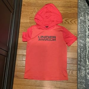 Under armour red short sleeve hoodie tshirt